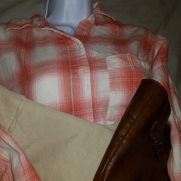 Old Navy Tops - Womens Old Navy Plaid Button down